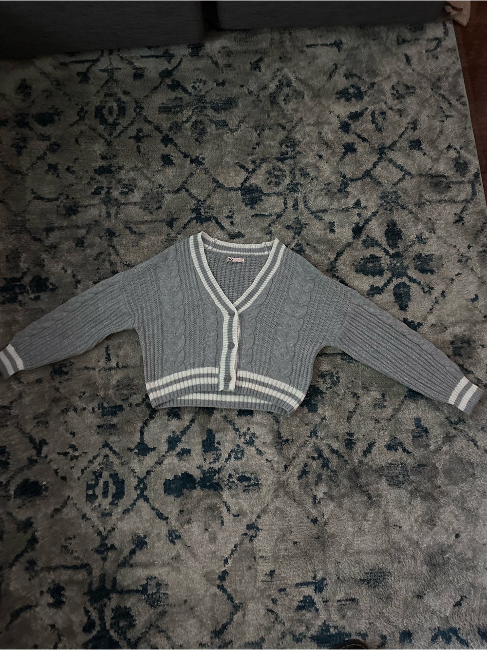 SO Gray Cropped Cable-Knit Cardigan with White Trim